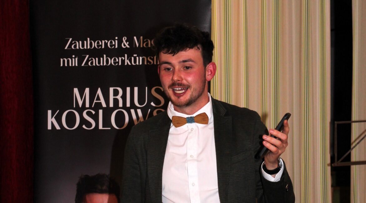 Weihnachtsfeier mit dem Zauberkünstler Marius Koslowski